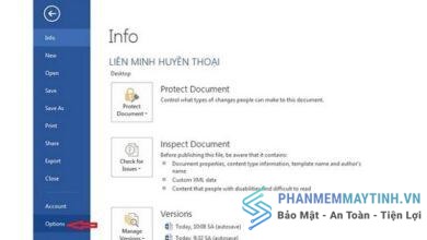Trong Word chọn File, tiếp đến là Options